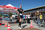 Thomas Geisenberger, Sieger des Halbmarathons 2008 in 01:12:53 (Foto: MartiN Schmitz)